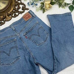Levi Rib Cage Straight Ankle Jeans